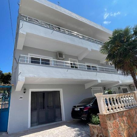 Villa Shqiponja Sarandë Exteriör bild